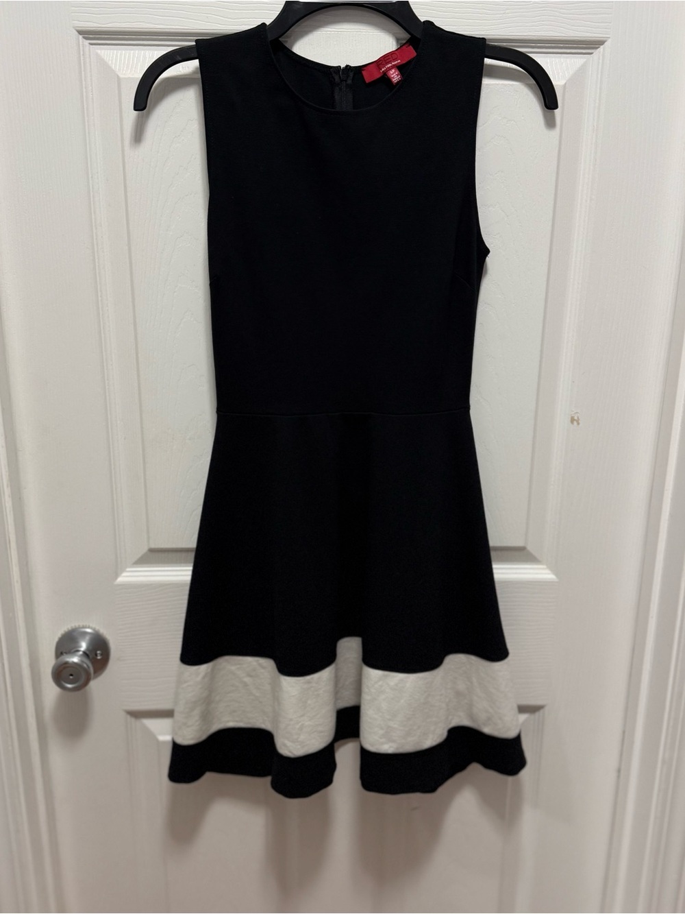Black and Cream Sleeveless Fit-&-Flare Dress